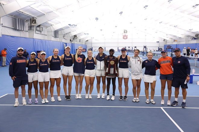no. 1 women’s tennis makes history with ncaa super regional win over no. 15 duke