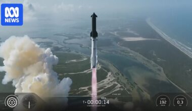 VIDEO: Take off and landing of SpaceX's Starship V3 - Australian Broadcasting Corporation