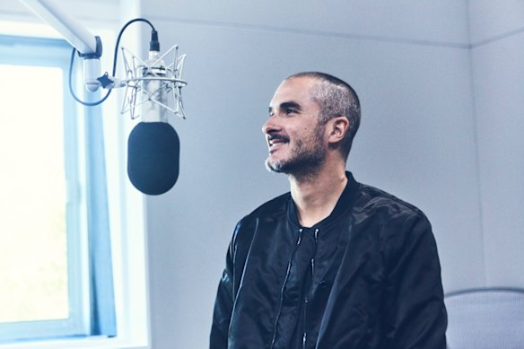 Zane Lowe: “I think musicians are figuring out that there are new ways of doing things.”