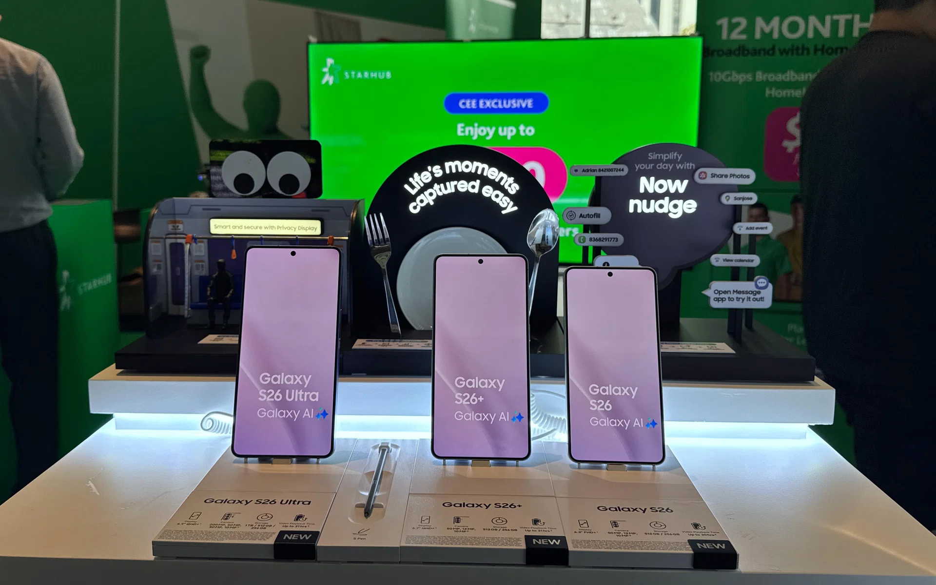 CEE 2026 best phone deals, telco plan deals, mobile accessories