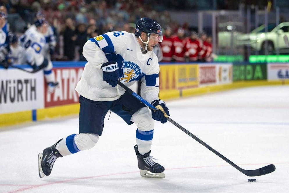 Aleksander Barkov leads Finland as captain.
