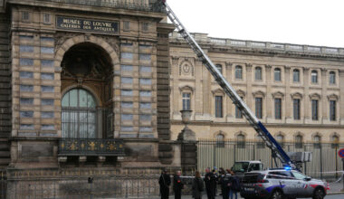 Louvre’s $100 million jewel heist to be adapted for the big screen