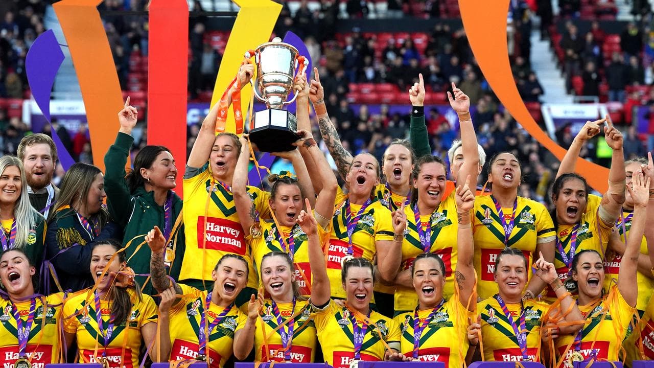 The Jillaroos.