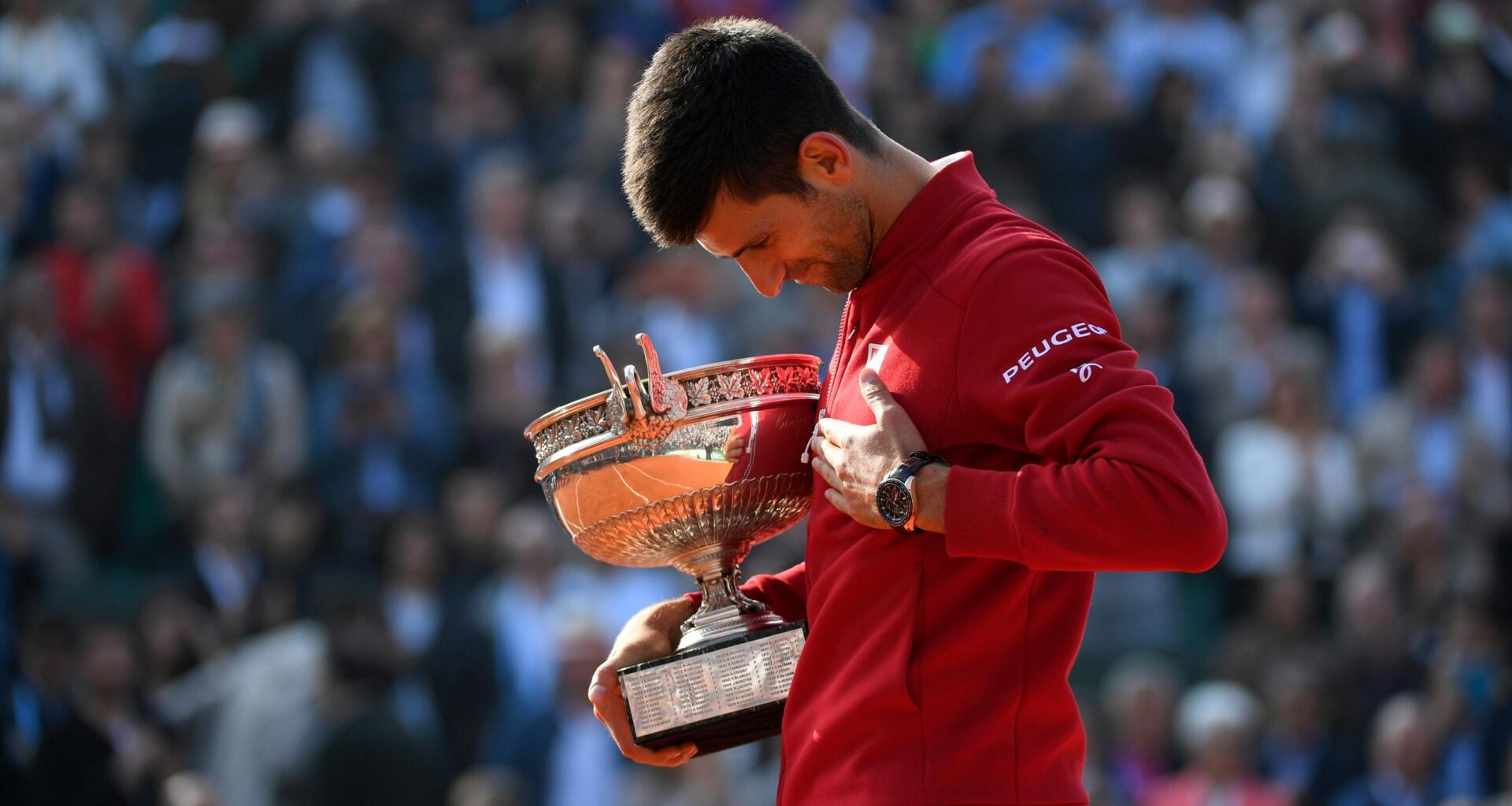 Novak Djokovic / Photocall trophée Roland-Garros 2016