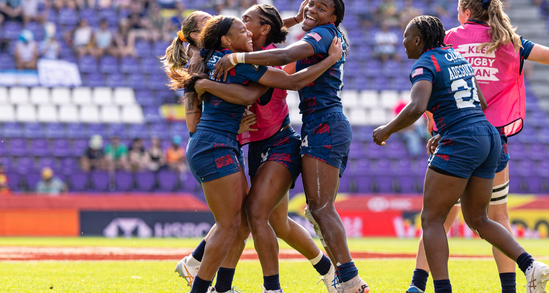 USA shock Australia on dramatic second day in Valladolid