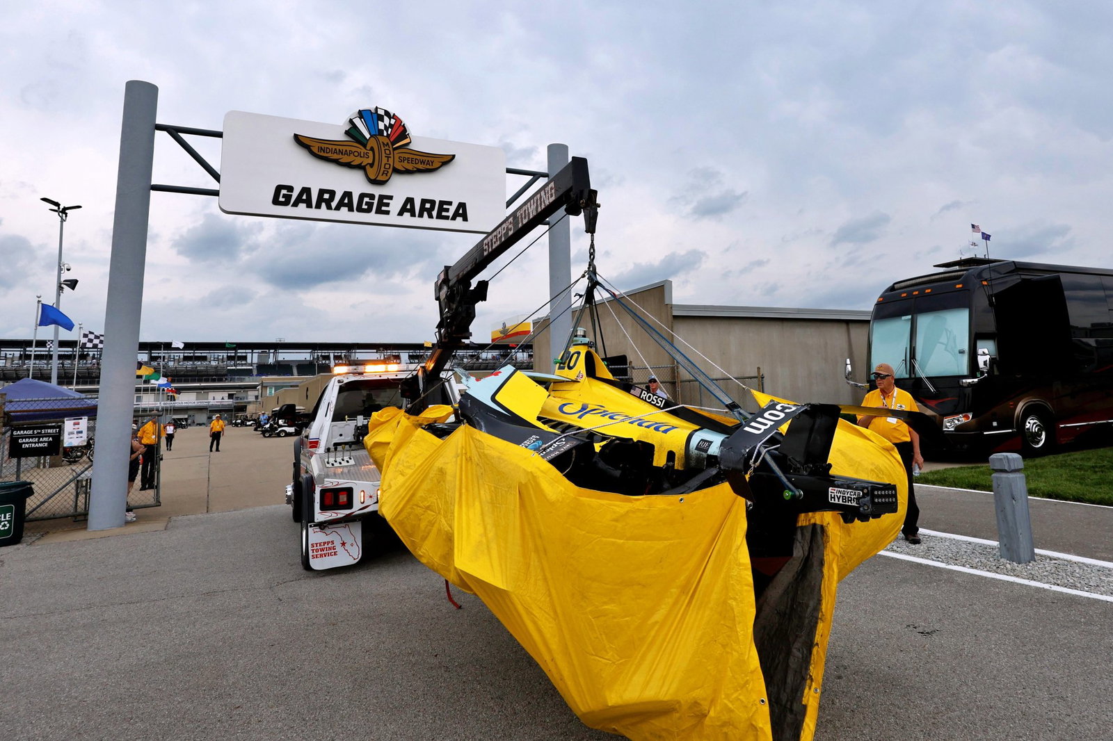 Rossi's destroyed car is recovered