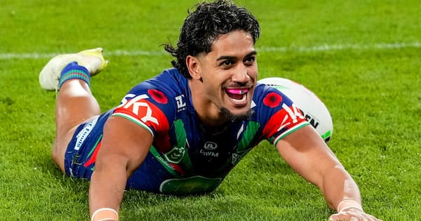 Alofi'ana Khan-Pereira full of smiles again after joining Warriors