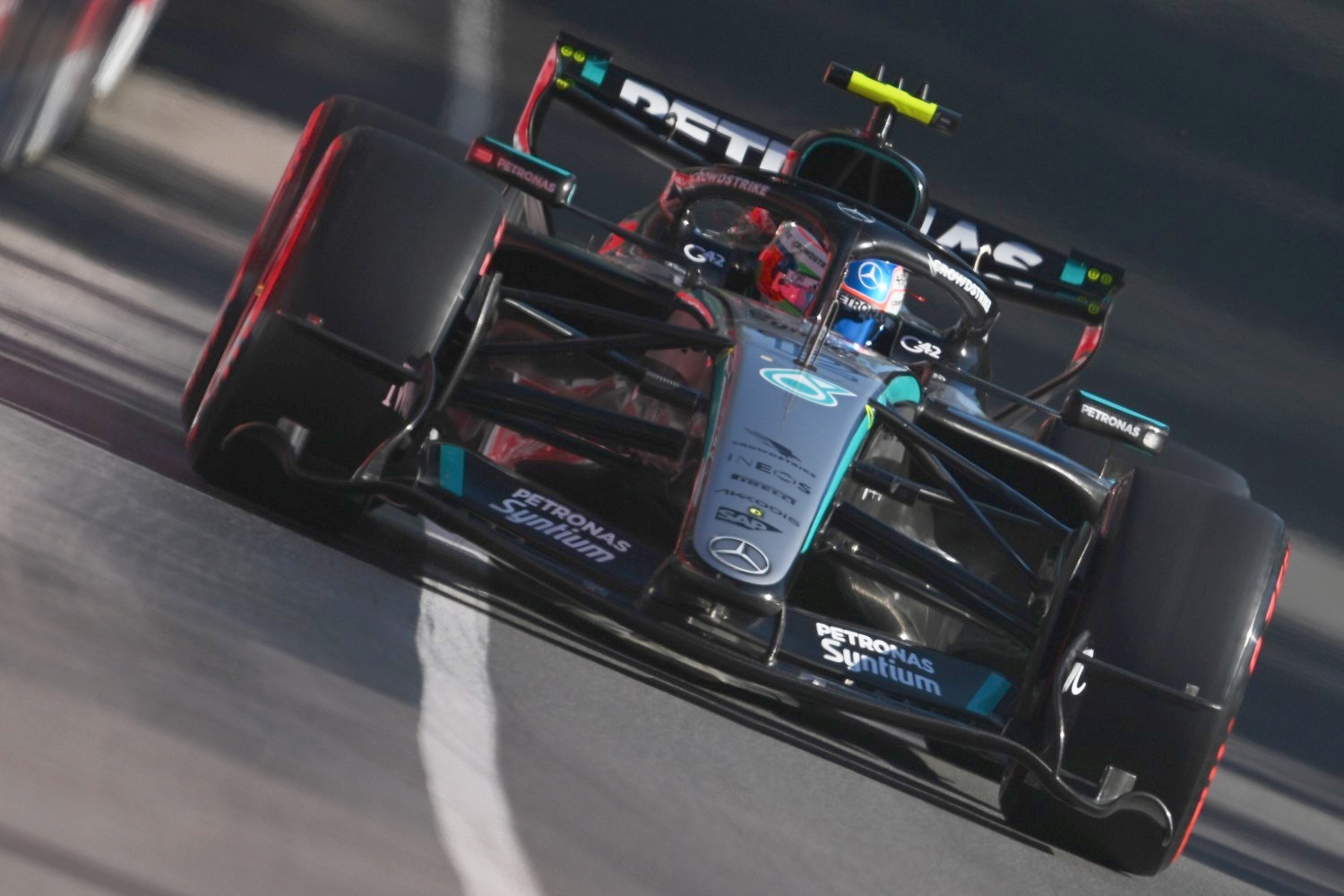 Andrea Kimi Antonelli of Italy driving the (12) Mercedes AMG Petronas F1 Team W17 on track during Sprint Qualifying ahead of the F1 Grand Prix of Canada at Circuit Gilles-Villeneuve on May 22, 2026 in Montreal, Quebec. (Photo by Minas Panagiotakis/Getty Images for Mercedes)