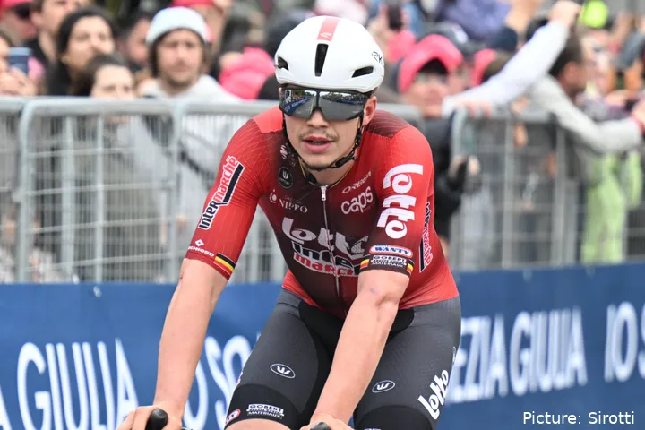 Arnaud de Lie crosses the line on stage 1 of the 2026 Giro d'Italia