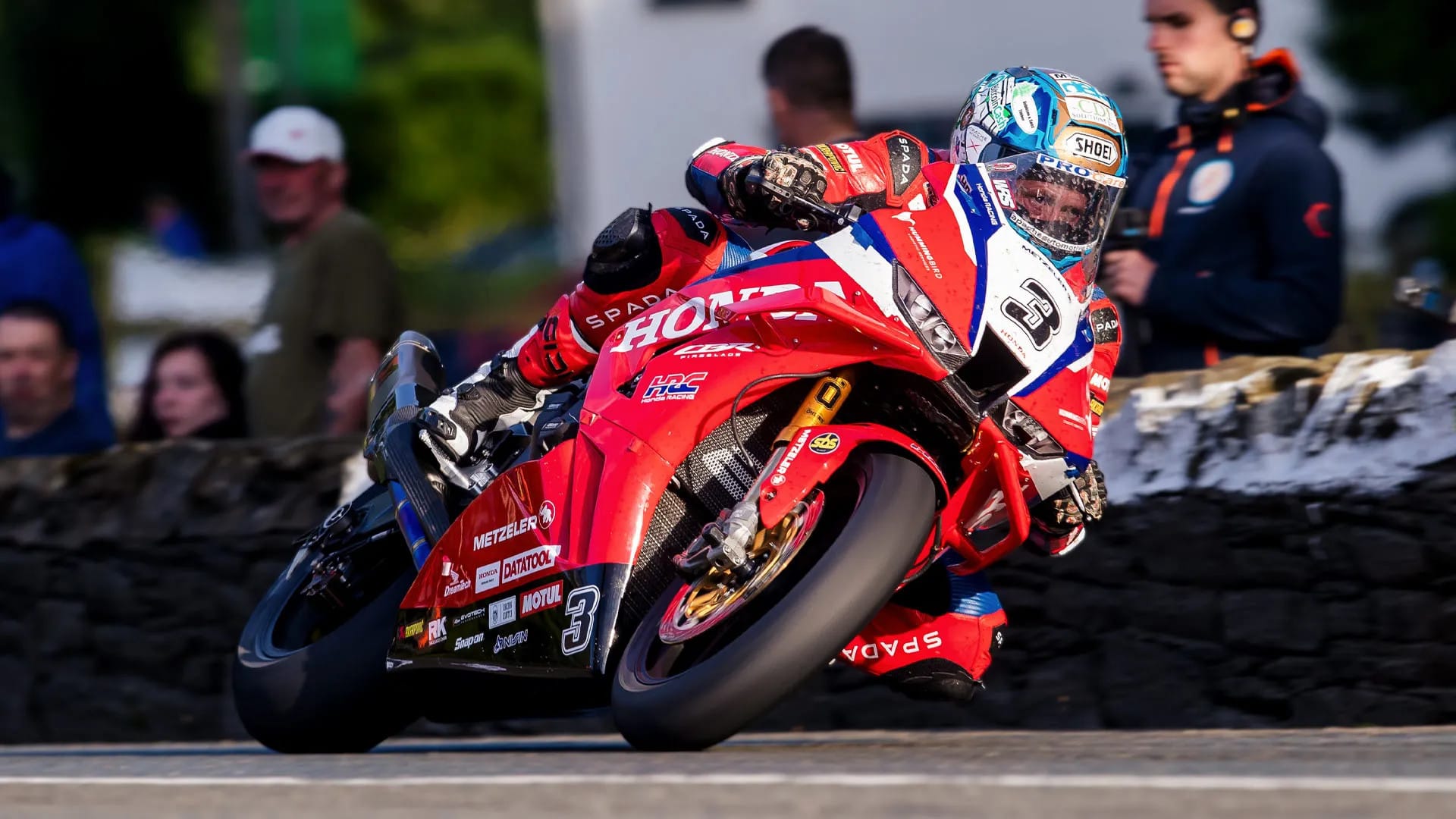 Dean Harrison rides his Honda Superbike