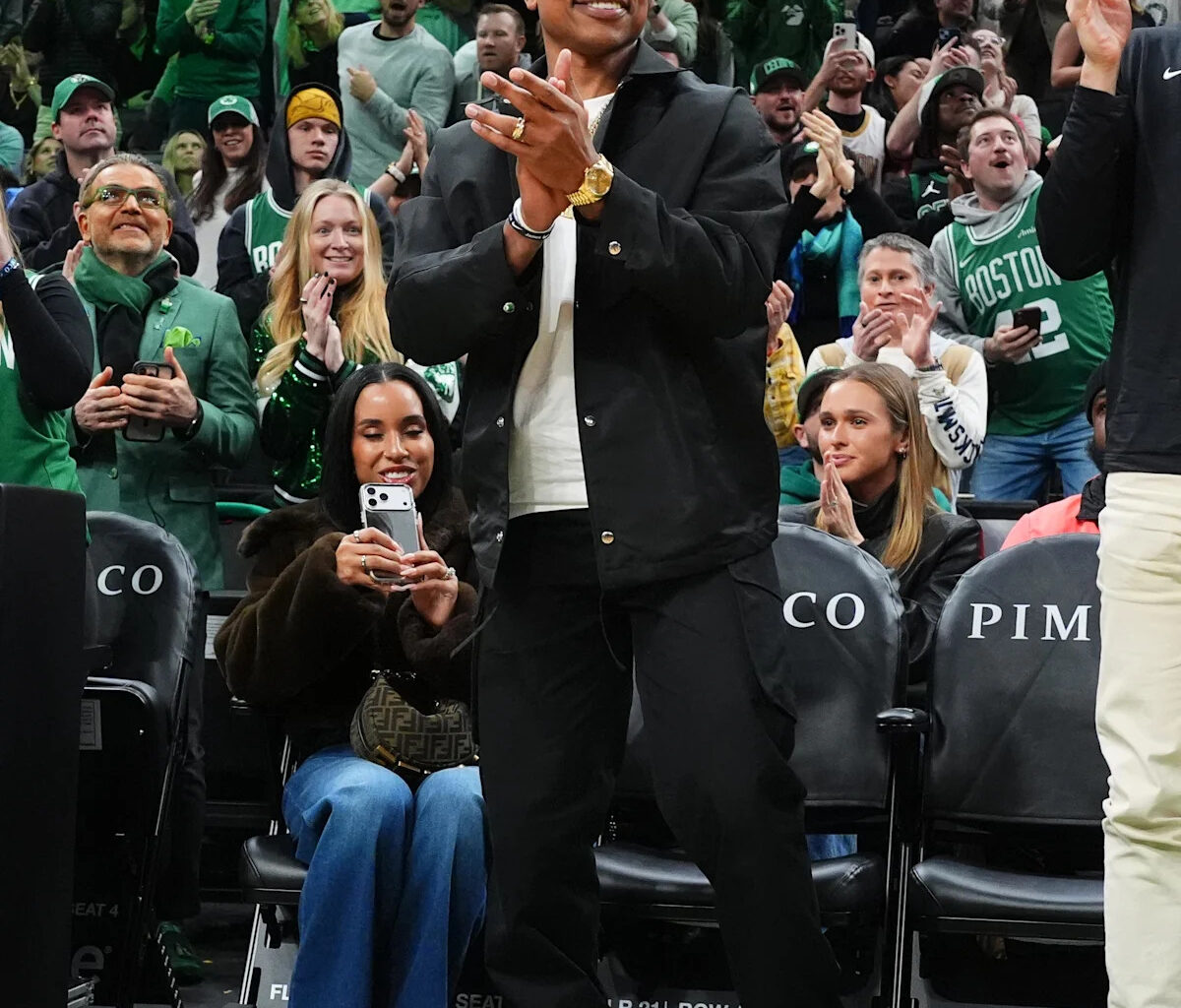 Isaiah Thomas is rejoining the Celtics — this time in a different role