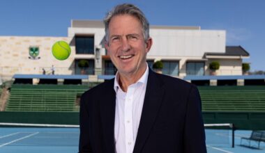 Kooyong Tennis Club chief Ian Robson resigns