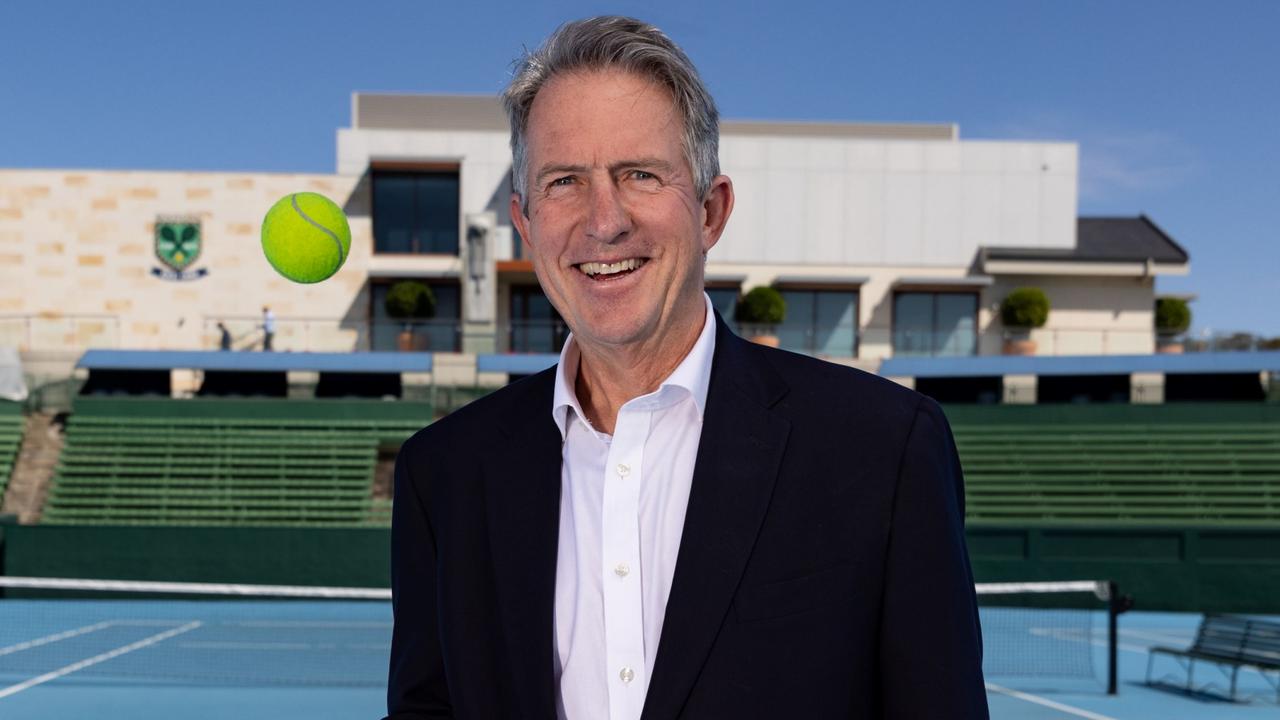 Kooyong Tennis Club chief Ian Robson resigns