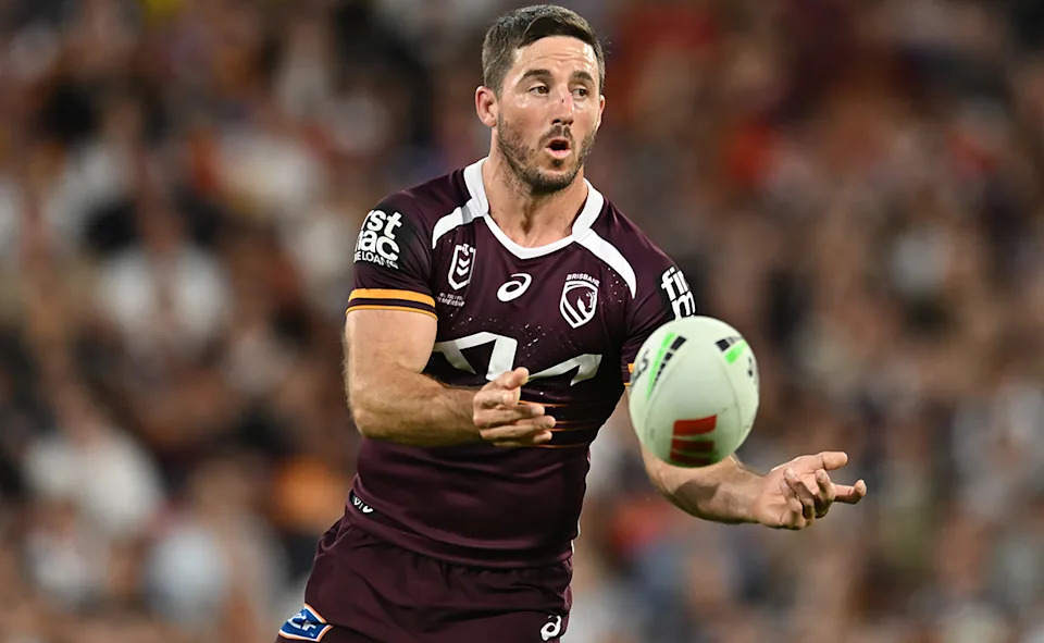 Ben Hunt in action for the Broncos.