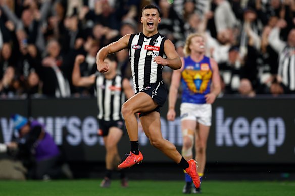 Nick Daicos ran rampant on Scott Pendlebury’s big day.