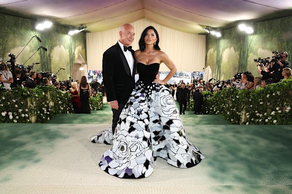 Jeff Bezos and Lauren Sanchez Bezos attend the 2024 Met Gala.