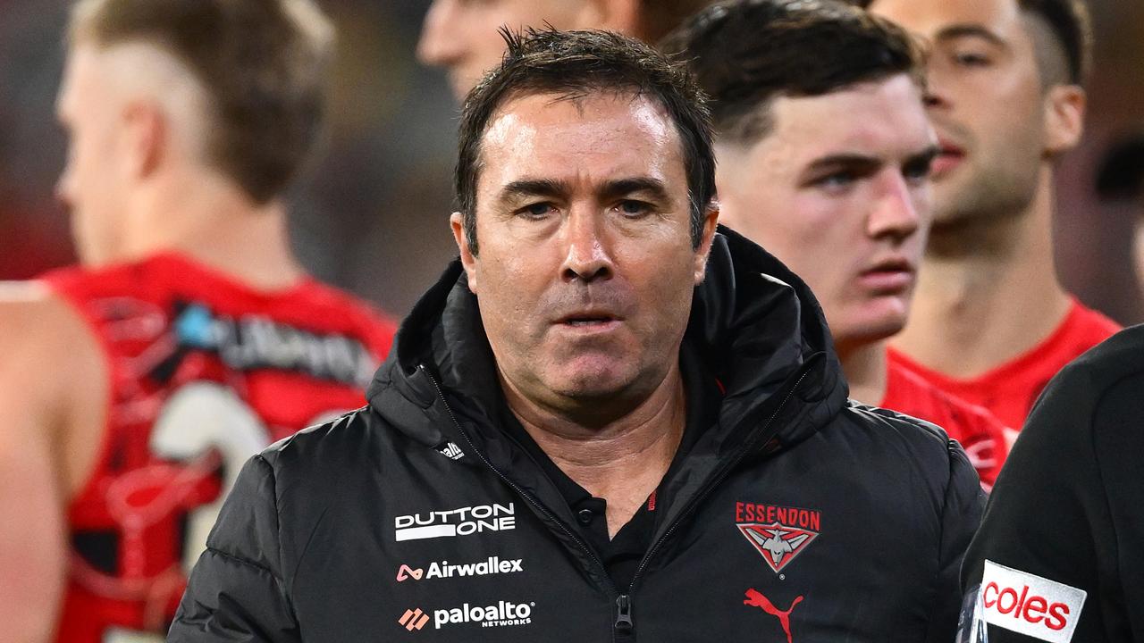 AFL news 2026, Brad Scott sacked as Essendon coach: Inside Bombers’ six-week backflip… and how asterisk finished his tenure