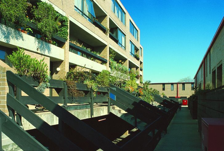 City Edge, South Melbourne (1976), by Jackson Walker.
