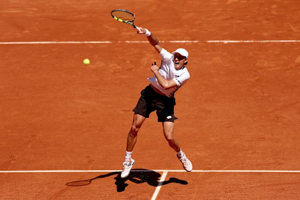 Walton is into the second round at Roland-Garros for the second straight year.