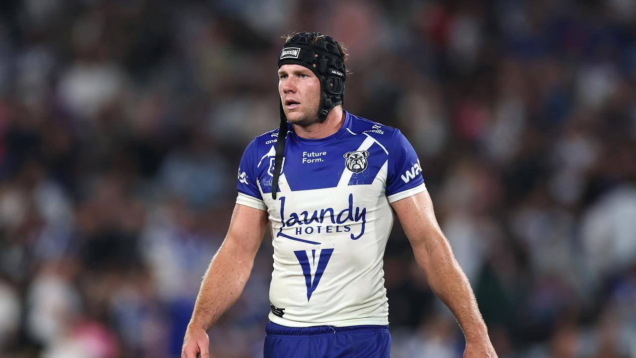 NRL 2026: Bulldogs urged to give Matt Burton clarity on contract, Lachlan Galvin, halves situation, Phil Gould