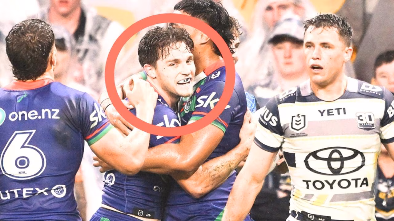 St George Illawarra Dragons sign New Zealand Warriors star Luke Metcalf on long-term deal