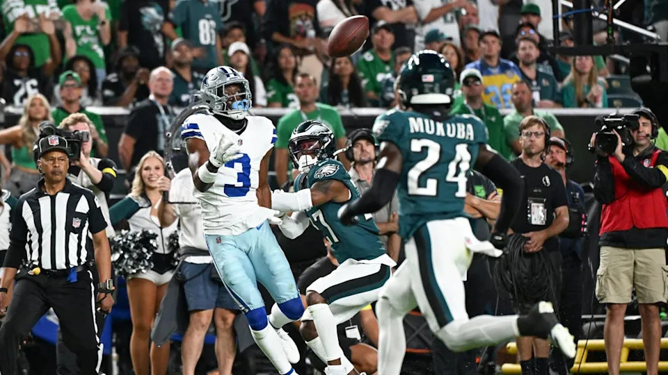 Sep 4, 2025; Philadelphia, Pennsylvania, USA; <a class="link " href="https://sports.yahoo.com/nfl/teams/dallas/" data-i13n="sec:content-canvas;subsec:anchor_text;elm:context_link" data-ylk="slk:Dallas Cowboys;sec:content-canvas;subsec:anchor_text;elm:context_link;itc:0" data-yga="{"yLinkElement":"context_link","yModuleName":"content-canvas","yLinkText":"Dallas Cowboys","ySubModuleName":"anchor_text","yHasCommerce":false}">Dallas Cowboys</a> wide receiver <a class="link " href="https://sports.yahoo.com/nfl/players/34007/" data-i13n="sec:content-canvas;subsec:anchor_text;elm:context_link" data-ylk="slk:George Pickens;sec:content-canvas;subsec:anchor_text;elm:context_link;itc:0" data-yga="{"yLinkElement":"context_link","yModuleName":"content-canvas","yLinkText":"George Pickens","ySubModuleName":"anchor_text","yHasCommerce":false}">George Pickens</a> (3) makes a reception defended by <a class="link " href="https://sports.yahoo.com/nfl/teams/philadelphia/" data-i13n="sec:content-canvas;subsec:anchor_text;elm:context_link" data-ylk="slk:Philadelphia Eagles;sec:content-canvas;subsec:anchor_text;elm:context_link;itc:0" data-yga="{"yLinkElement":"context_link","yModuleName":"content-canvas","yLinkText":"Philadelphia Eagles","ySubModuleName":"anchor_text","yHasCommerce":false}">Philadelphia Eagles</a> cornerback <a class="link " href="https://sports.yahoo.com/nfl/players/40898/" data-i13n="sec:content-canvas;subsec:anchor_text;elm:context_link" data-ylk="slk:Quinyon Mitchell;sec:content-canvas;subsec:anchor_text;elm:context_link;itc:0" data-yga="{"yLinkElement":"context_link","yModuleName":"content-canvas","yLinkText":"Quinyon Mitchell","ySubModuleName":"anchor_text","yHasCommerce":false}">Quinyon Mitchell</a> (27) during the first quarter of the game at Lincoln Financial Field. Mandatory Credit: Eric Hartline-Imagn Images
