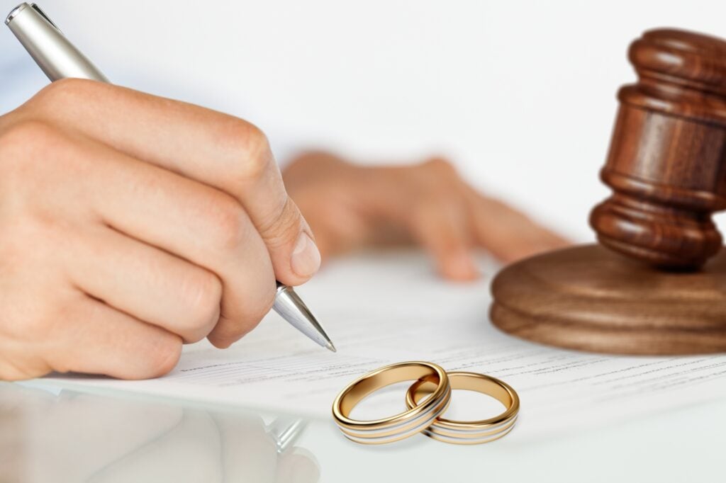 A 50-Year-Old Says Divorce 'Decimated' Her Retirement Plans. Now She Warns, Don't Be Dumb To Rely On A Spouse To Handle Your Finances