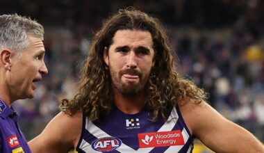 Fremantle captain Alex Pearce suffers ‘low-grade’ knee injury in Hawthorn win, ruled out for Essendon clash