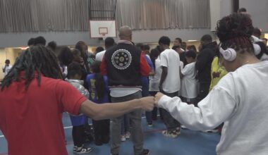 Basketball tournament in Lawrence aims to keep kids safe