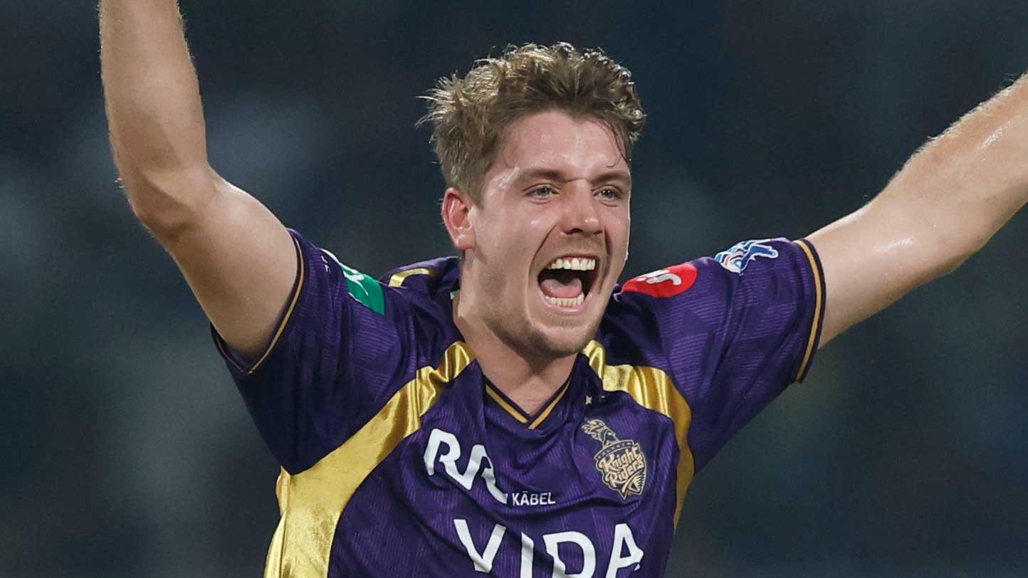 Green's best bowling of IPL season fires KKR charge
