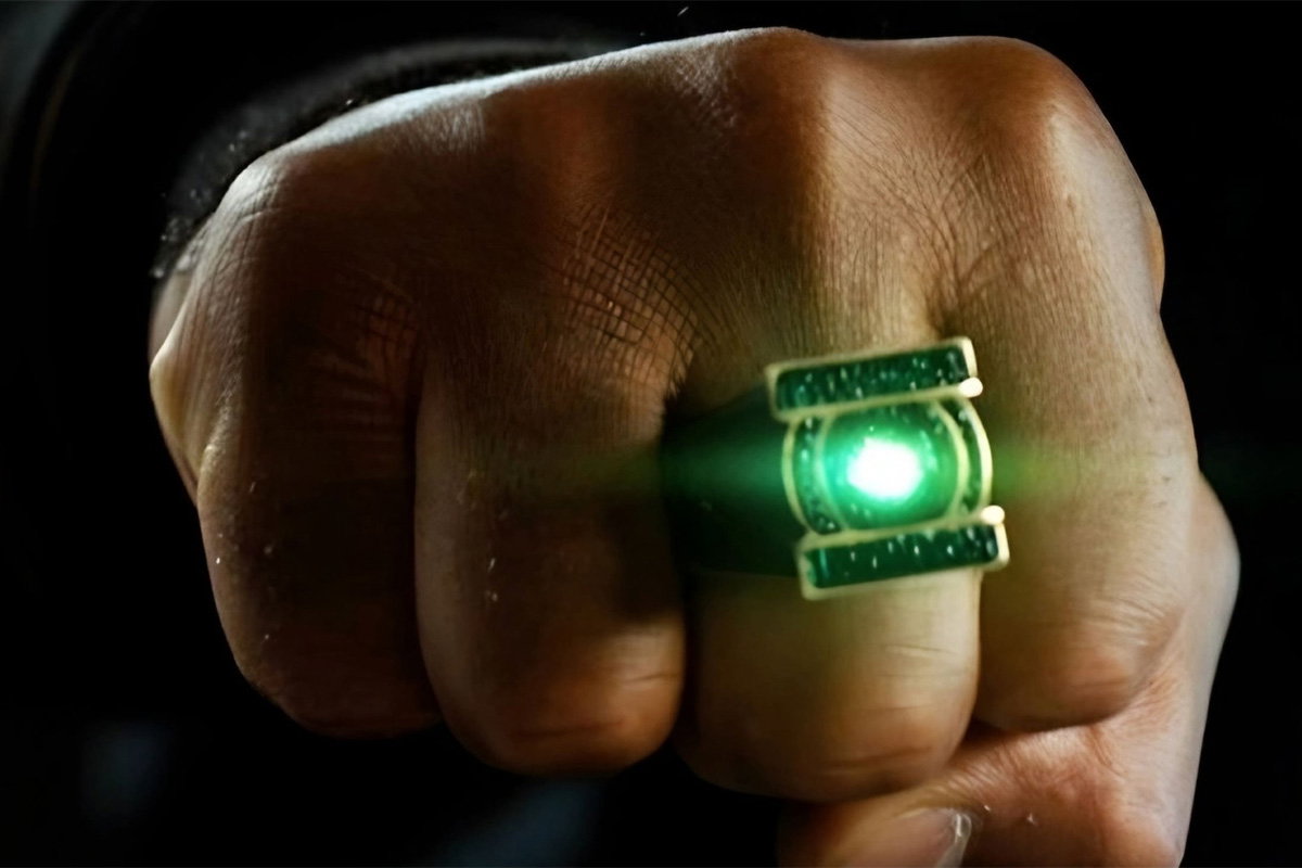 Cantwell Confirms He's On "Lanterns" Season 2