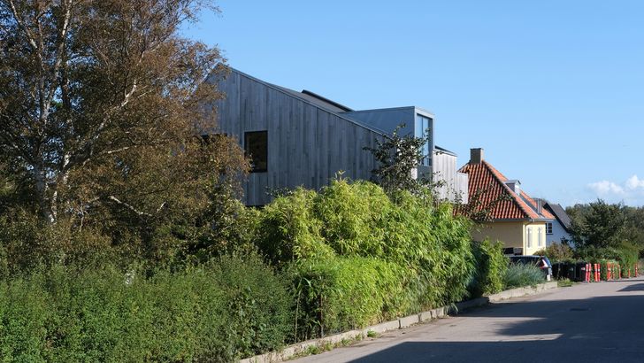Hundested House – Sanderson Bell and Einrum Arkitekter (Hundested).