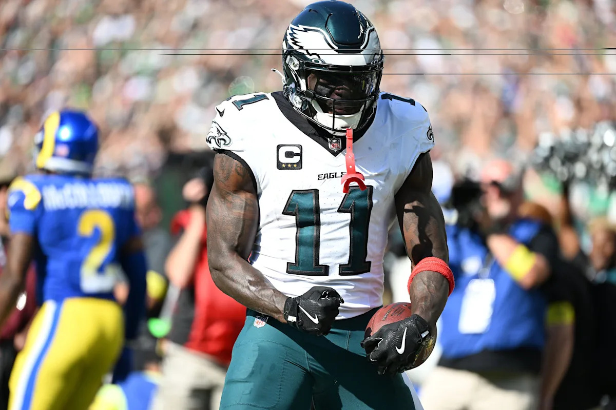Trade rumor: NFL insider links Jaguars with Eagles' WR AJ Brown