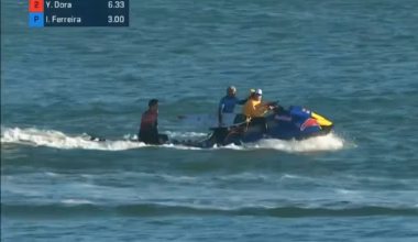New Zealand Pro delayed after shark or sea lion attack on photgrapher - Daily Telegraph Sydney