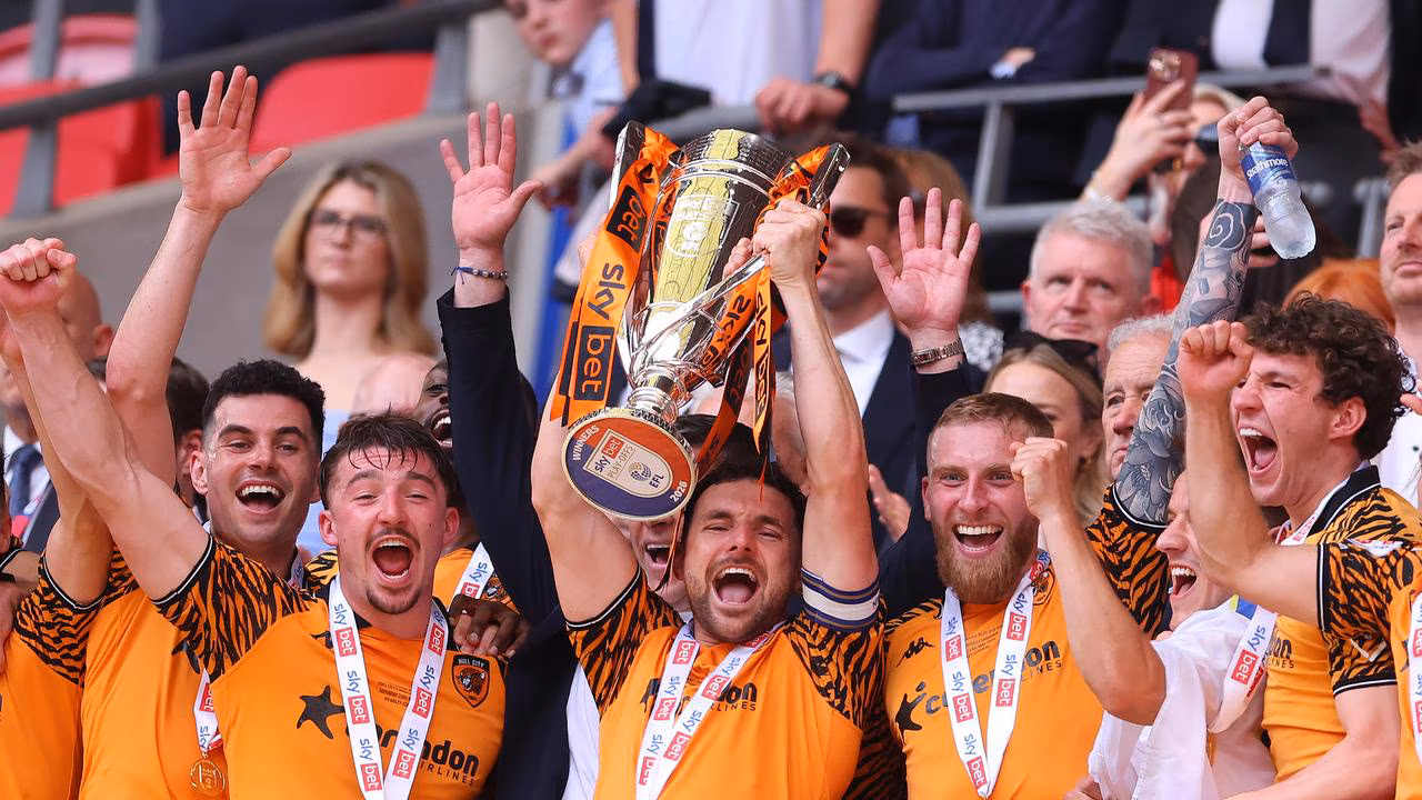 Hull City win richest game in football with 94th minute goal as keeper error sinks Middlesborough