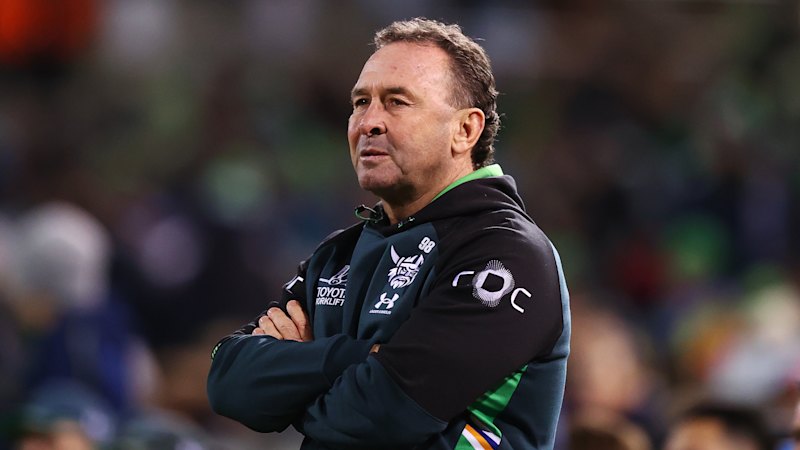 Raiders v Dolphins: Coach Ricky Stuart blasts officials, says he has never been so confused after Canberra loss