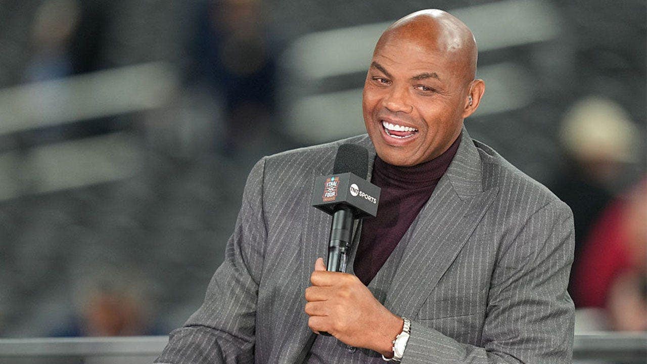 Charles Barkley gets into hysterical back-and-forth with Knicks star OG Anunoby about his 'real name'
