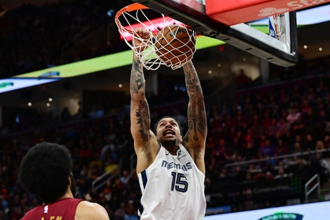 Forward Brandon Clarke dunks during the Memphis Grizzlies vs. Cleveland Cavaliers game at Rocket Arena, Ohio on Feb. 23, 2025. Photo by Reuters