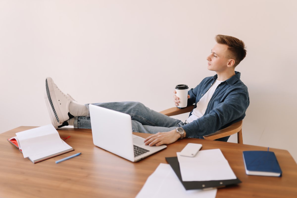 Bosses Horrified as "AI Native" College Graduates Hit the Workplace
