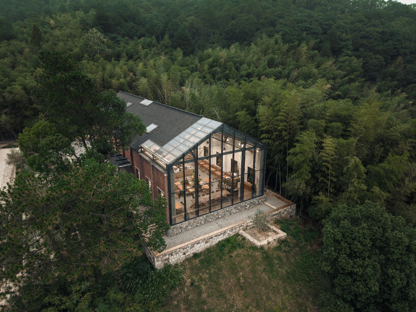 stone-oven bakery and restaurant reconfigures 1970s auditorium in rural china - 1