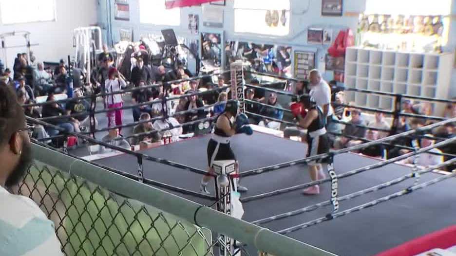 Omaha boxing event raises funds for new balcony