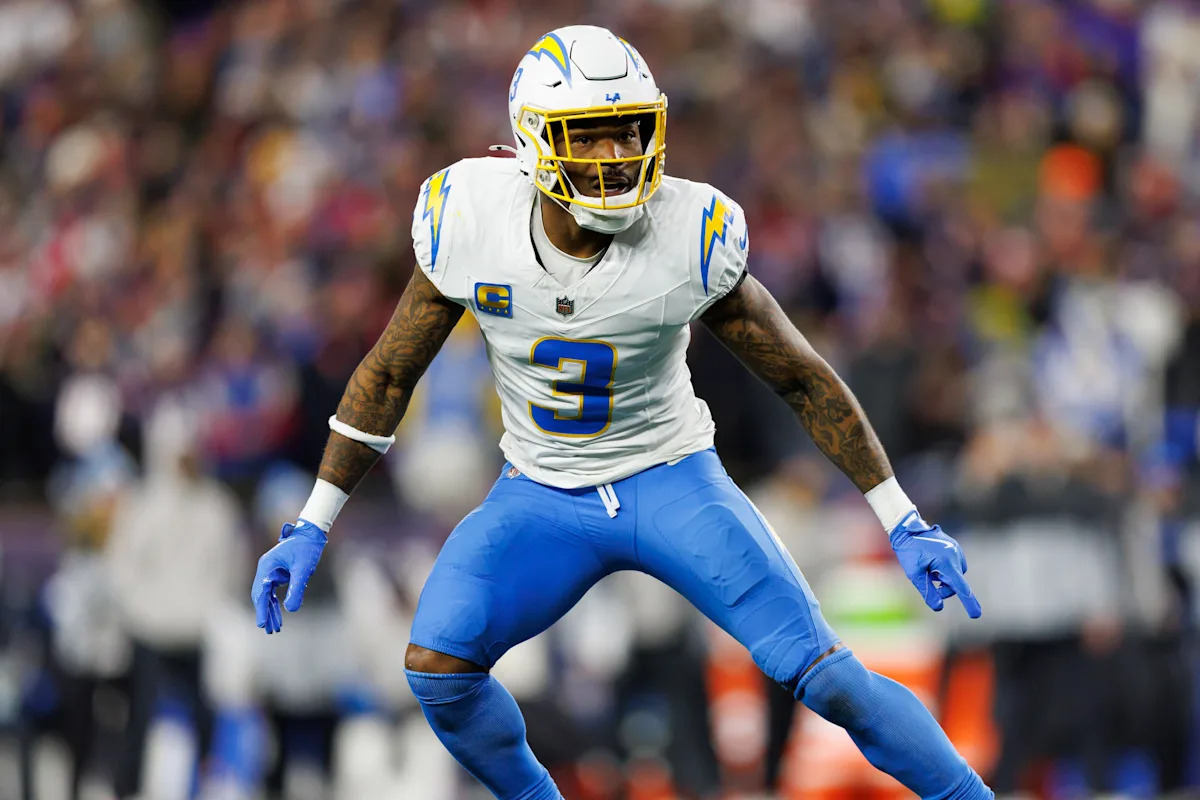 Chargers make Derwin James NFL’s highest-paid safety once more