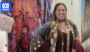 Kate Ceberano swaps microphone for needle to indulge passion for embroidery and quilting