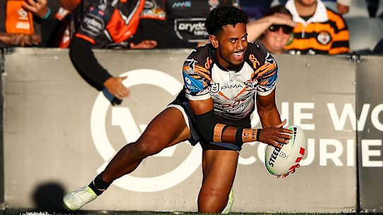 Jahream Bula crosses for one of two tries on Sunday.