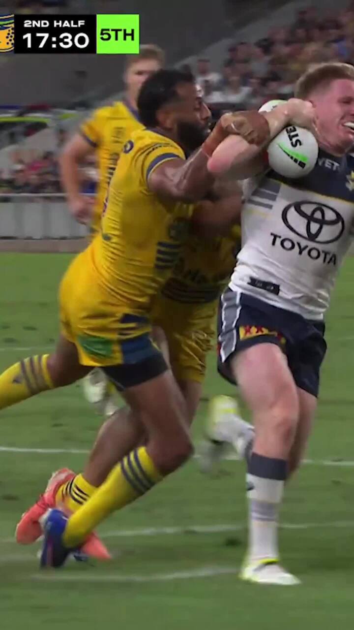 Dearden injured in controversial tackle