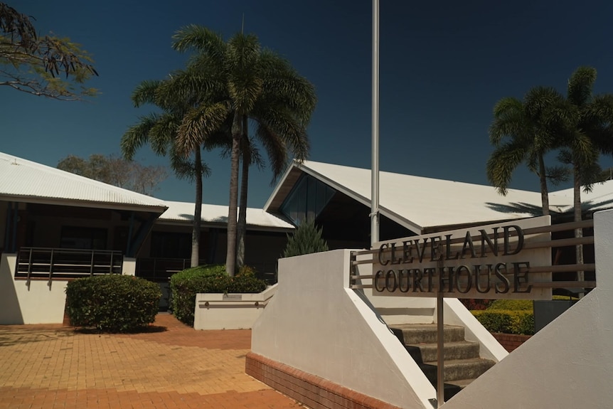 exterior of cleveland magistrates court