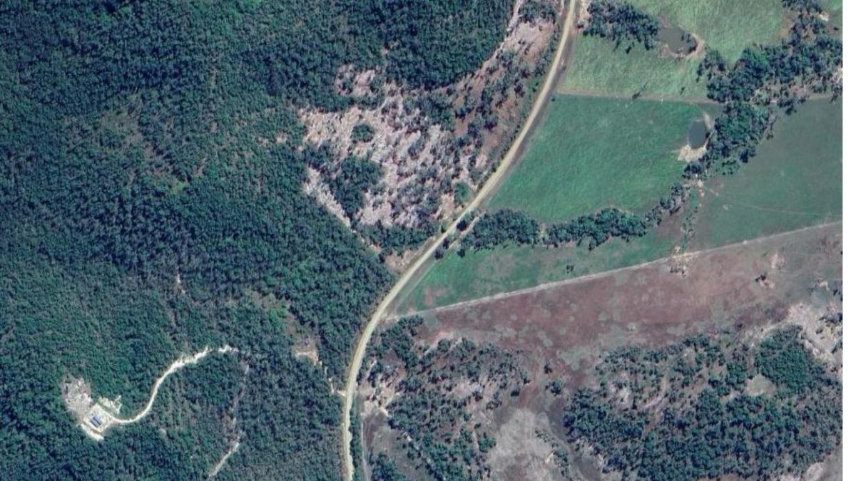 Boy fights for life after Bloomsbury motorbike crash in northeast Queensland