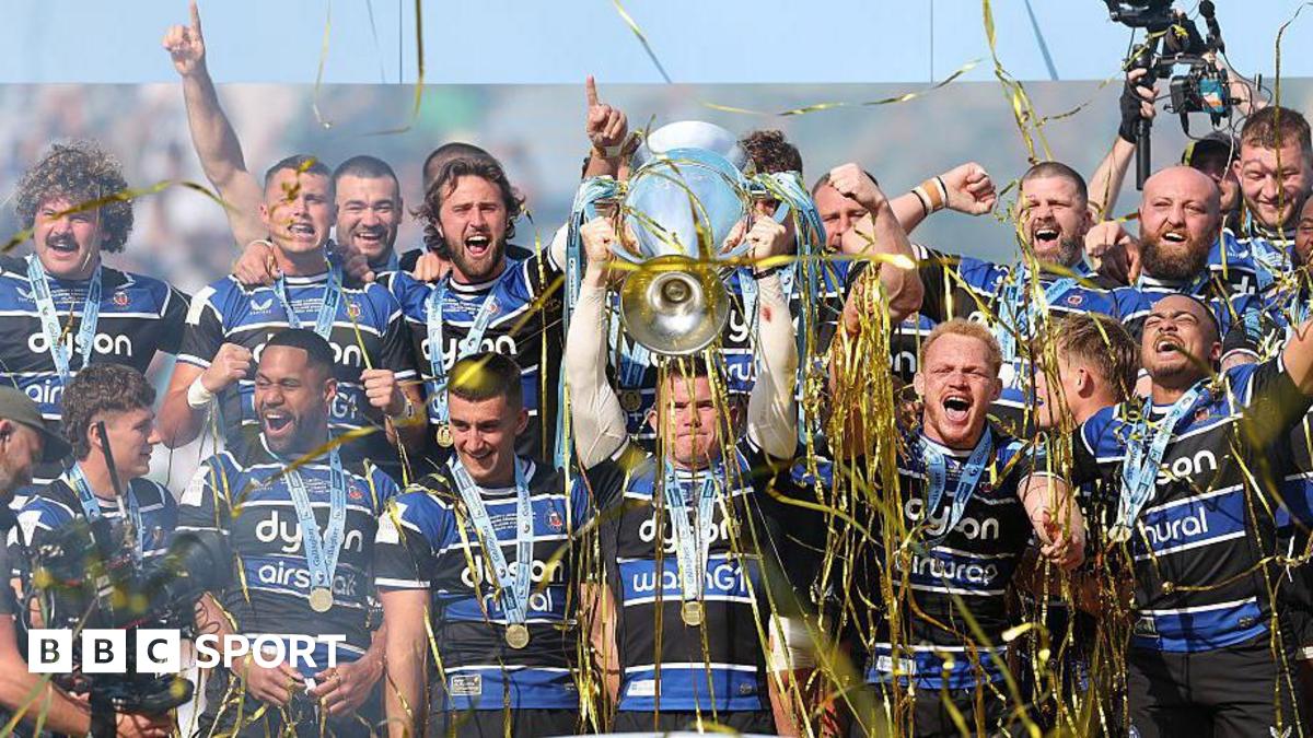 Bath lift the Premiership trophy in 2025