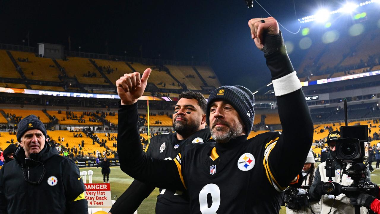 NFL news 2026: Aaron Rodgers signs for Pittsburgh Steelers, reunited with Mike McCarthy, video