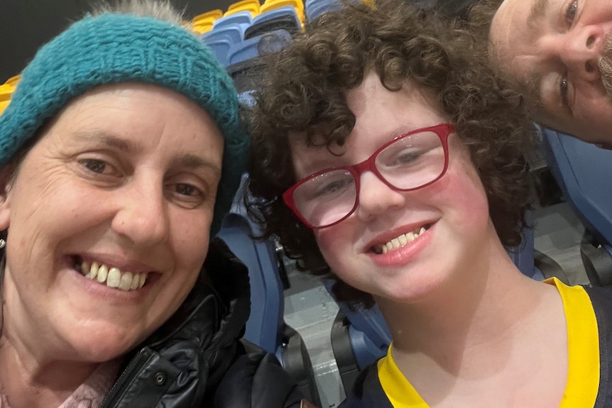 Kerrie takes a selfie with daughter Pippa